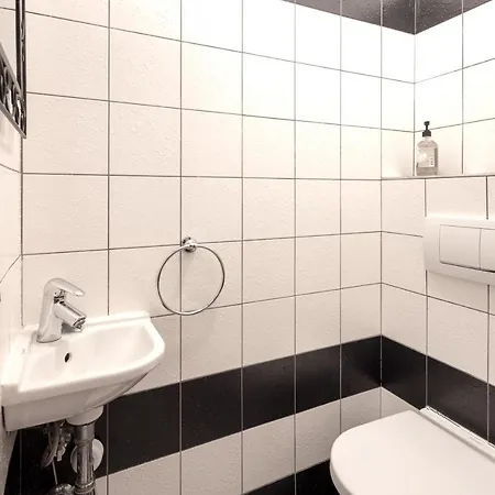 Apartamento Luxe Stylish Duplex In Centre