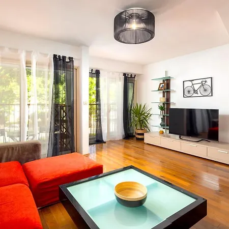 Luxe Stylish Duplex In Centre * Split